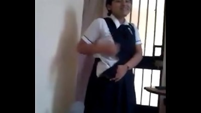 Colegiala cogiendo con su tio.VIDEO COMPLETO AQUI --> https://ckk.ai/IUyDC6